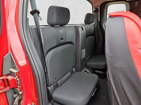 Used 2024 Nissan Frontier S w/ Technology Package image 12