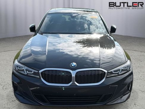 Used 2023 BMW 330i xDrive Sedan w/ Premium Package AWD/4WD image 3