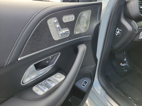 Used 2024 Mercedes-Benz GLE 350 4MATIC image 18