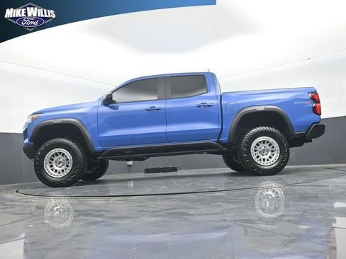 Used 2025 Chevrolet Colorado ZR2 w/ Technology Package AWD/4WD image 20