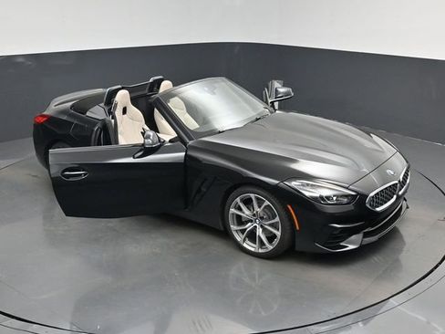 Used 2019 BMW Z4 sDrive30i w/ Premium Package RWD image 19