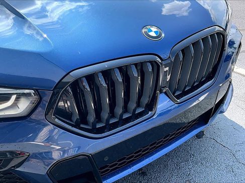 Used 2022 BMW X6 xDrive40i w/ M Sport Package AWD/4WD image 29