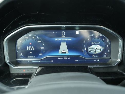 Used 2022 Chevrolet Silverado 1500 LT image 28