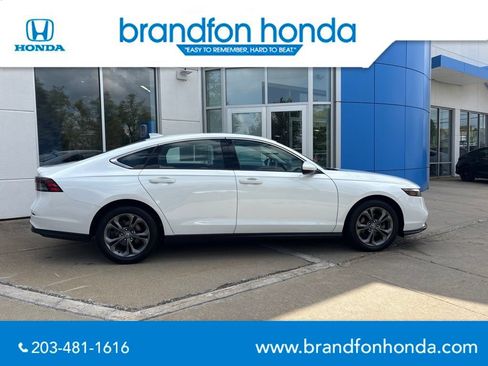 Used 2023 Honda Accord EX image 7