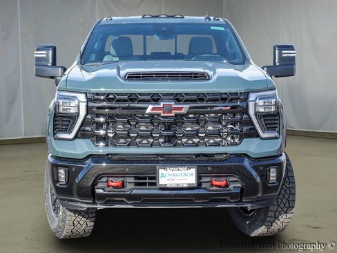 New 2026 Chevrolet Silverado 2500 ZR2 image 5