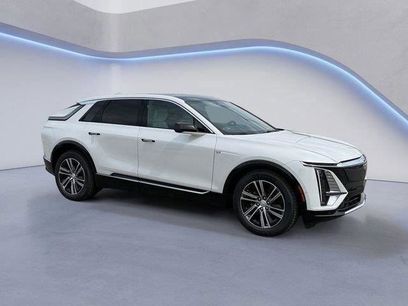 New 2025 Cadillac Lyriq Luxury
