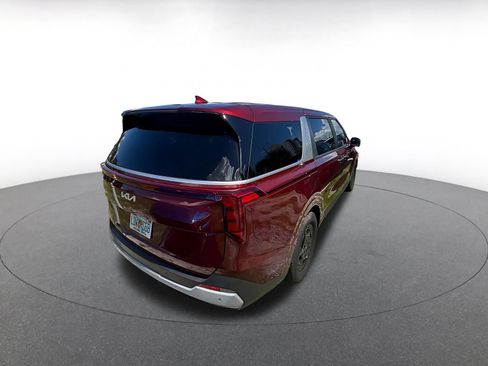Used 2026 Kia Carnival FWD image 8