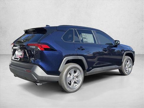 Certified 2025 Toyota RAV4 XLE w/ Convenience Package image 5