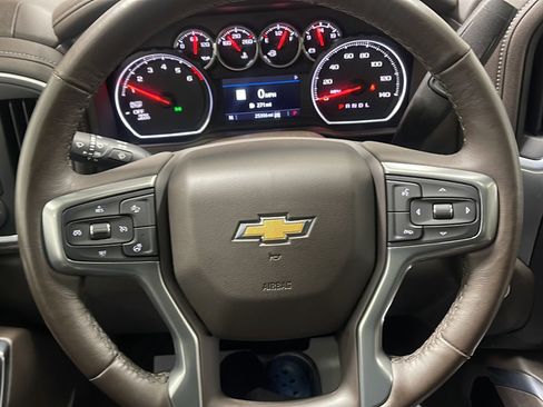 Used 2022 Chevrolet Silverado 1500 LTZ w/ LTZ Premium Package AWD/4WD image 4
