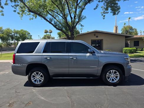Used 2018 Chevrolet Tahoe LT RWD image 3