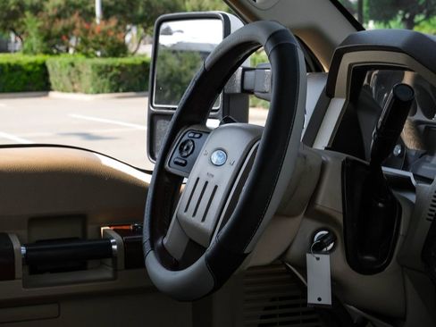 Used 2012 Ford F250 King Ranch w/ FX4 Off Road Pkg image 15