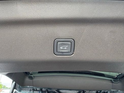 New 2026 Chevrolet Tahoe Z71 w/ Z71 Off-Road Package AWD/4WD image 5