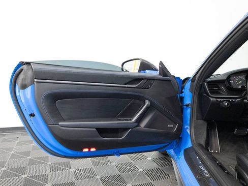 Certified 2022 Porsche 911 GT3 RWD image 16
