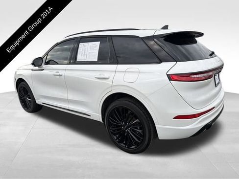 Used 2023 Lincoln Corsair Reserve image 4