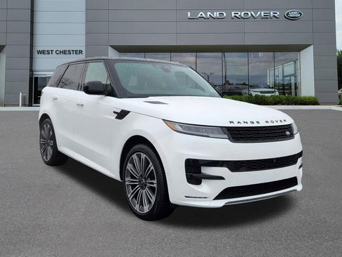 Used 2024 Land Rover Range Rover Sport Dynamic SE image 2