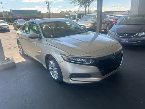 Used 2018 Honda Accord LX image 2
