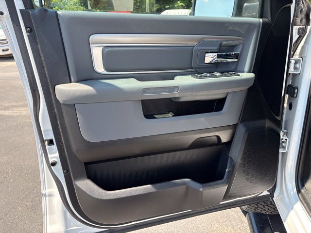 Used 2019 RAM 1500 Warlock AWD/4WD image 13