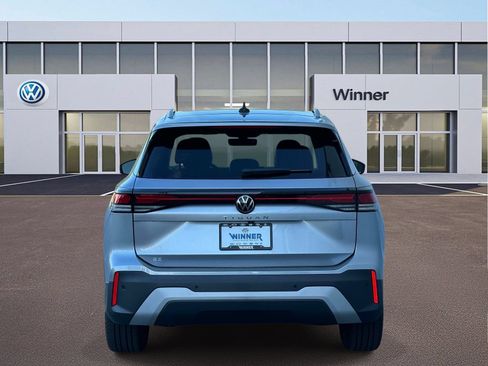 New 2026 Volkswagen Tiguan SE FWD image 4