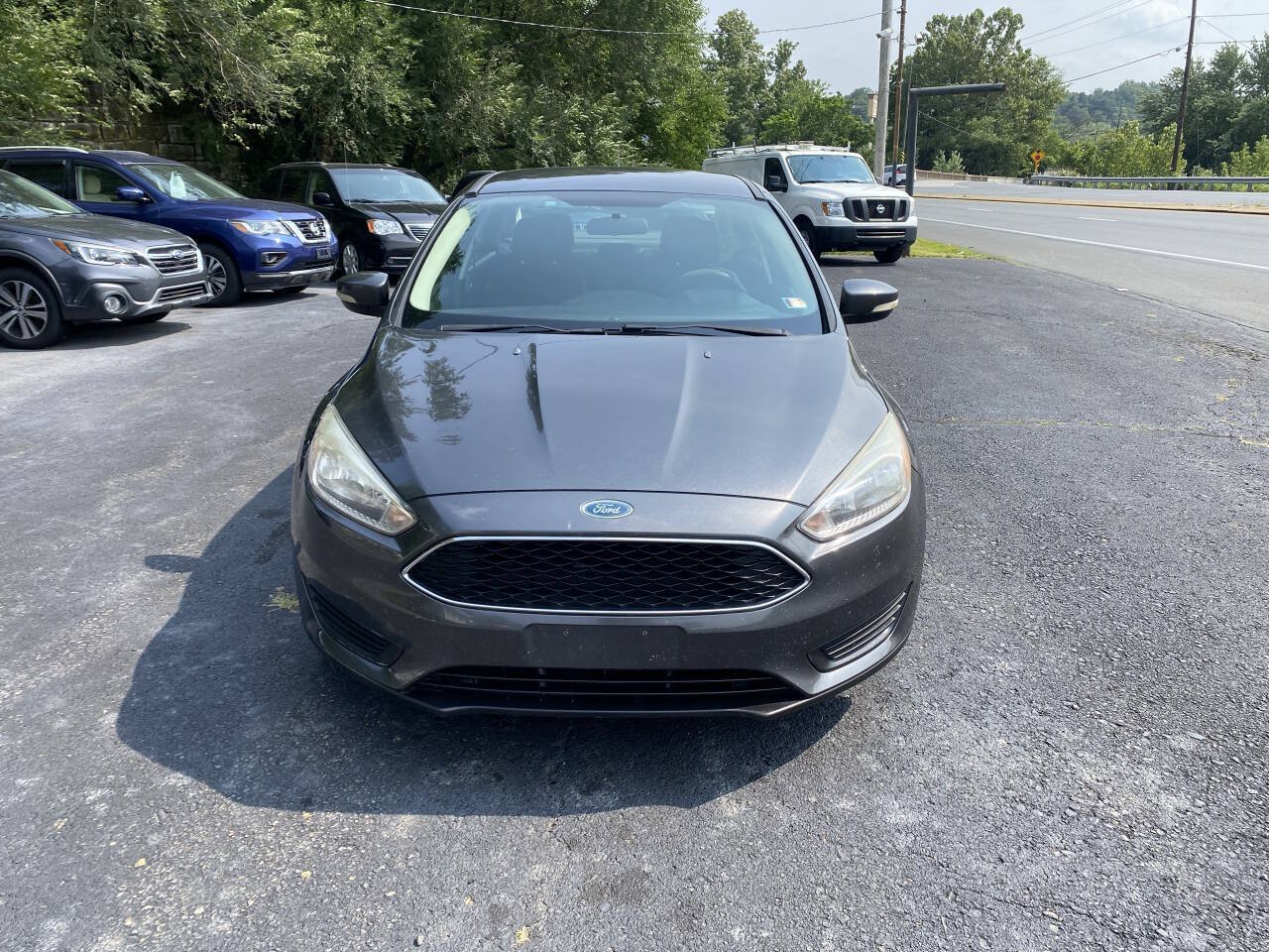 Used 2017 Ford Focus SE FWD image 7