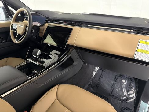 New 2026 Land Rover Range Rover Sport Dynamic SE image 35