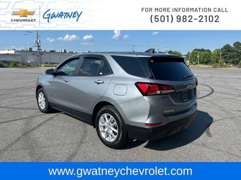 Used 2024 Chevrolet Equinox LS w/ LS Convenience Package FWD image 7