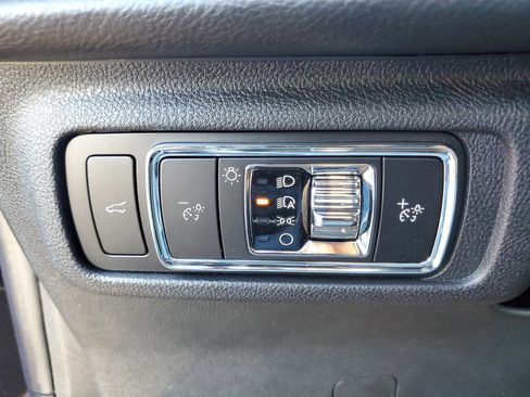 New 2026 Lincoln Corsair Premiere image 14