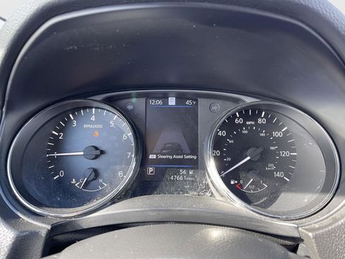 Used 2022 Nissan Rogue Sport SL w/ Premium Package image 7