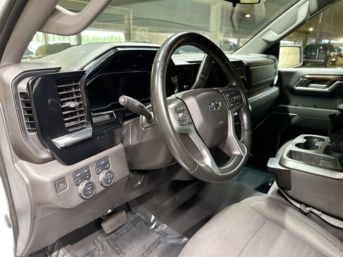 Used 2023 Chevrolet Silverado 1500 LT Trail Boss w/ Protection Package image 9