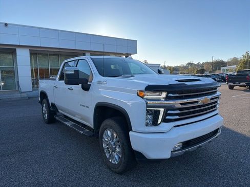Used 2021 Chevrolet Silverado 3500 High Country w/ Z71 Off-Road Package image 3
