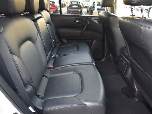 Used 2024 Nissan Armada SV image 62