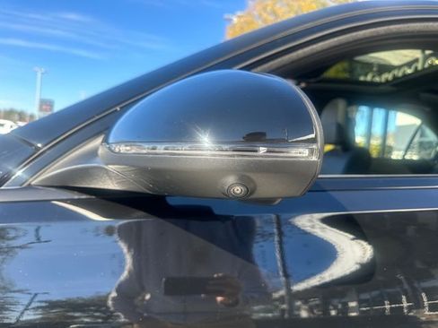 Used 2024 Mercedes-Benz C 300 Sedan image 12