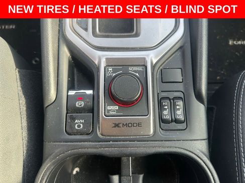 Used 2023 Subaru Forester Premium image 12