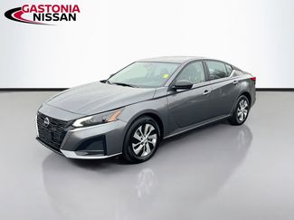 Used 2024 Nissan Altima 2.5 S video 3