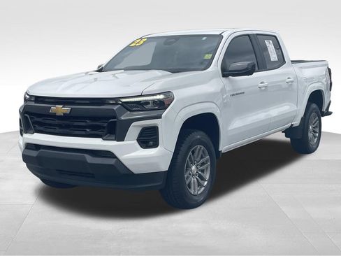 Used 2023 Chevrolet Colorado LT w/ LT Convenience Package III RWD image 8