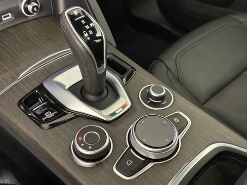 Used 2023 Alfa Romeo Stelvio Ti w/ Active Assist Plus Package AWD/4WD image 27