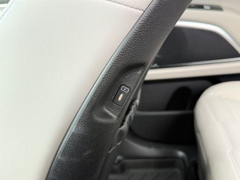 Used 2024 Kia Telluride SX Prestige AWD/4WD image 17