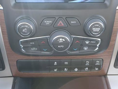 Used 2018 RAM 1500 Laramie w/ Convenience Group image 21