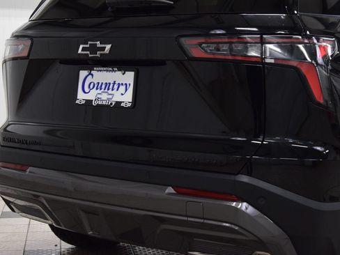 New 2026 Chevrolet Equinox ACTIV AWD/4WD image 22