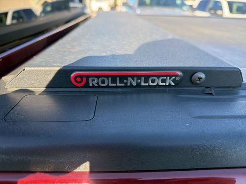 Used 2019 RAM 1500 Laramie image 17