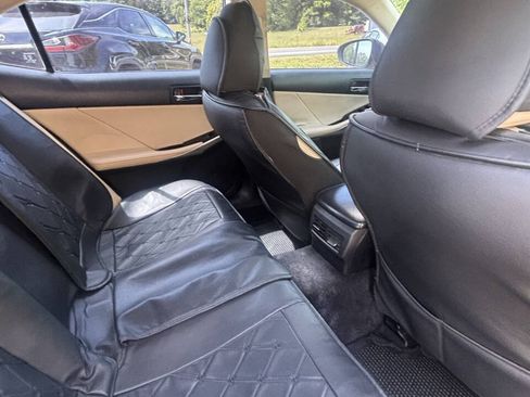 Used 2014 Lexus IS 250 w/ Premium Package RWD image 17