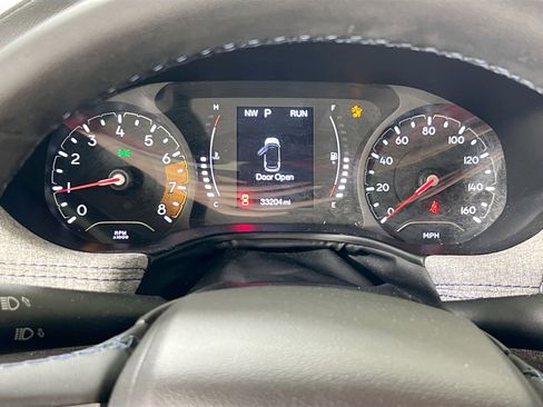 Used 2022 Jeep Compass Latitude AWD/4WD image 12
