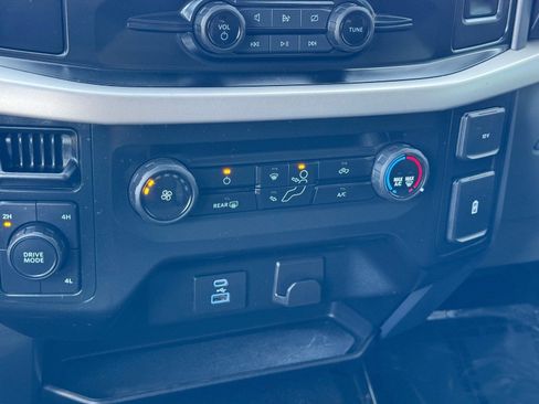 Used 2023 Ford F150 XLT image 30