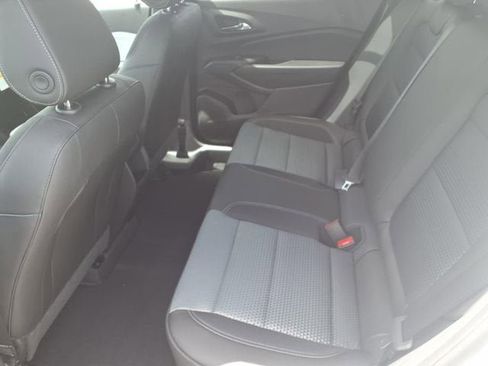New 2026 Chevrolet Trax LT w/ Driver Confidence Package FWD image 5