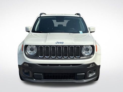 Used 2018 Jeep Renegade Latitude w/ Advanced Technology Group FWD image 10