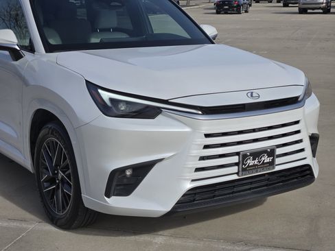 Certified 2024 Lexus TX 350 AWD w/ Technology Package image 10