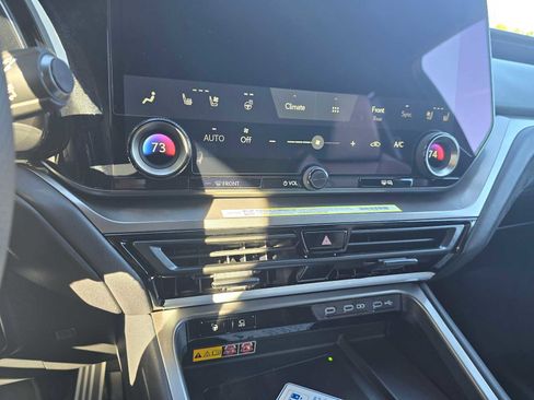 New 2026 Lexus TX 500h AWD image 31