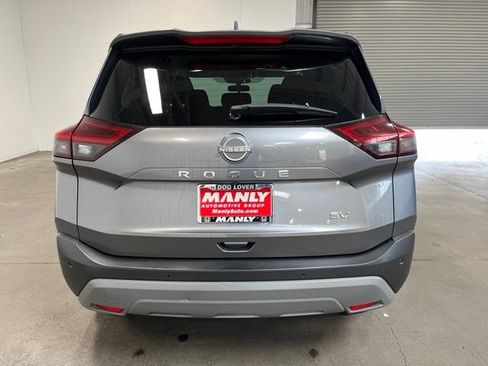 Used 2023 Nissan Rogue SV FWD image 4