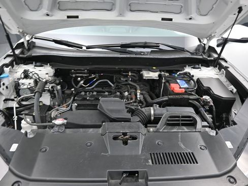 Used 2025 Honda CR-V LX image 12