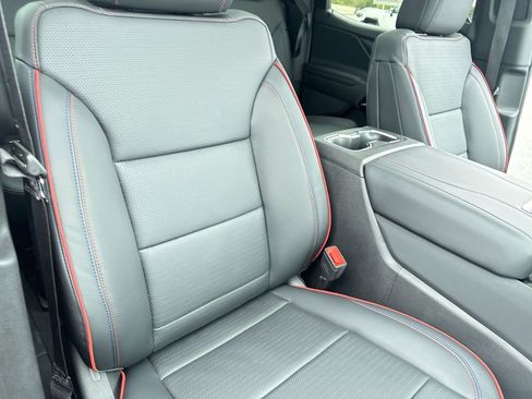 New 2024 Chevrolet Silverado EV RST image 31