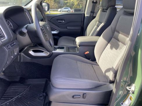 Used 2023 Nissan Frontier SV w/ Technology Package image 15